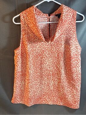 Ann Taylor women’s sleeveless coral cowl neck top, keyhole back size medium